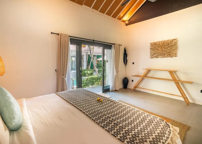 Mint, 3br Tropical Escape, Near Bintang Supermarket * Seminyak