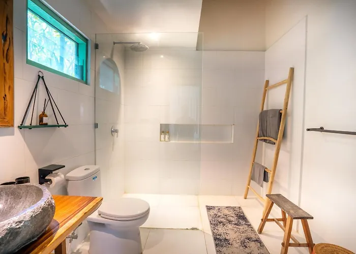 Ferienhaus Mint, 3br Tropical Escape, Near Bintang Supermarket *