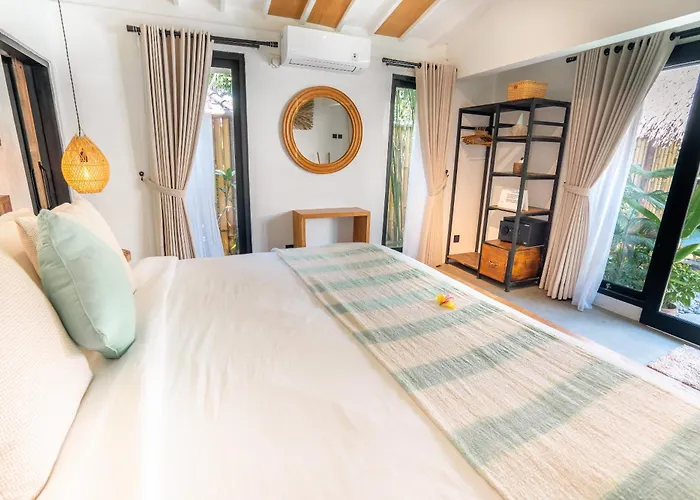 Mint, 3br Tropical Escape, Near Bintang Supermarket * Seminyak