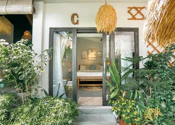 Mint, 3br Tropical Escape, Near Bintang Supermarket Seminyak