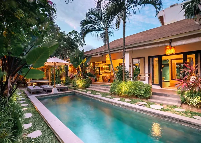 Mint, 3br Tropical Escape, Near Bintang Supermarket * Seminyak